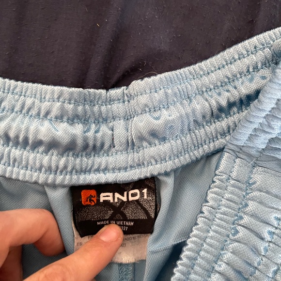 And1 basketball shorts - Picture 4 of 4